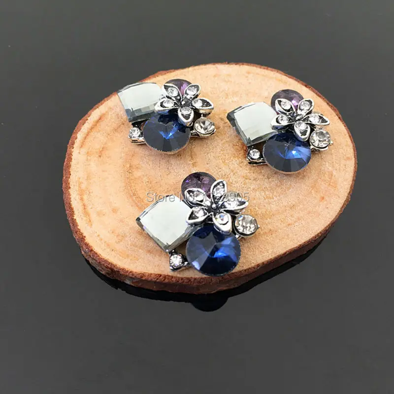 nail art Deoration Sticker Square Crystal Button 10pcs 16mmx18mm Blue Clear Rhinestone Crystal Flat Back for Flower Bow Center
nail art Deoration Sticker Square Crystal Button 10pcs 16mmx18mm Blue Clear Rhinestone Crystal Flat Back for Flower Bow Center