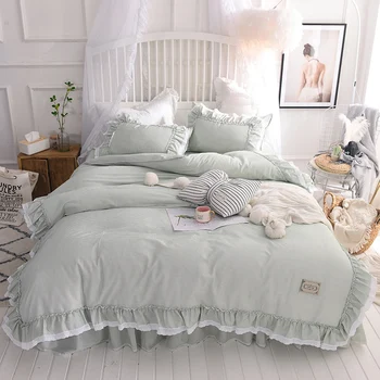 2018 NEW Korean style Cotton satin bedding set duvet cover ruffle Bed skirt princess bedroom textile 4pcs
2018 NEW Korean style Cotton satin bedding set duvet cover ruffle Bed skirt princess bedroom textile 4pcs