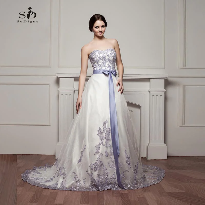 Long Wedding Dress Cheap Purple Strapless Romantic Lace Appliques with beads A-line Bridal Gown Tulle Floor-length High Quality
Long Wedding Dress Cheap Purple Strapless Romantic Lace Appliques with beads A-line Bridal Gown Tulle Floor-length High Quality