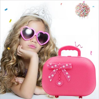 Kids Cosmetics children's make-up bag Princess Set Washable Safety Lipstick Nail Polish Girl Toy girl's DIY makeup kit
Kids Cosmetics children's make-up bag Princess Set Washable Safety Lipstick Nail Polish Girl Toy girl's DIY makeup kit