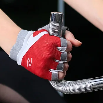 Breathable Men Women Gloves Outdoor Sports Weight Lifting Dumbbell Gloves Body Building Exercise Fitness Gloves Guantes 
Breathable Men Women Gloves Outdoor Sports Weight Lifting Dumbbell Gloves Body Building Exercise Fitness Gloves Guantes