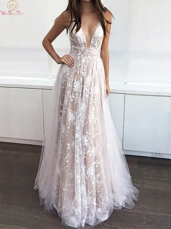Deep V Neck Champagne Backless Prom Dresses 2019 Elegant A Line Sleeveles Floor Length Long Appliques Tulle Formal Evening Gowns
Deep V Neck Champagne Backless Prom Dresses 2019 Elegant A Line Sleeveles Floor Length Long Appliques Tulle Formal Evening Gowns