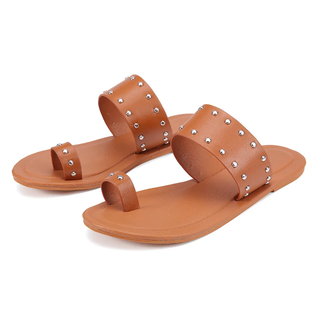 Summer Fashion Women's Flat Solid Color Rivets Wild Sandals Toe Slippers New Outdoor Breathable Slippers Chaussures Femme 30
Summer Fashion Women's Flat Solid Color Rivets Wild Sandals Toe Slippers New Outdoor Breathable Slippers Chaussures Femme 30