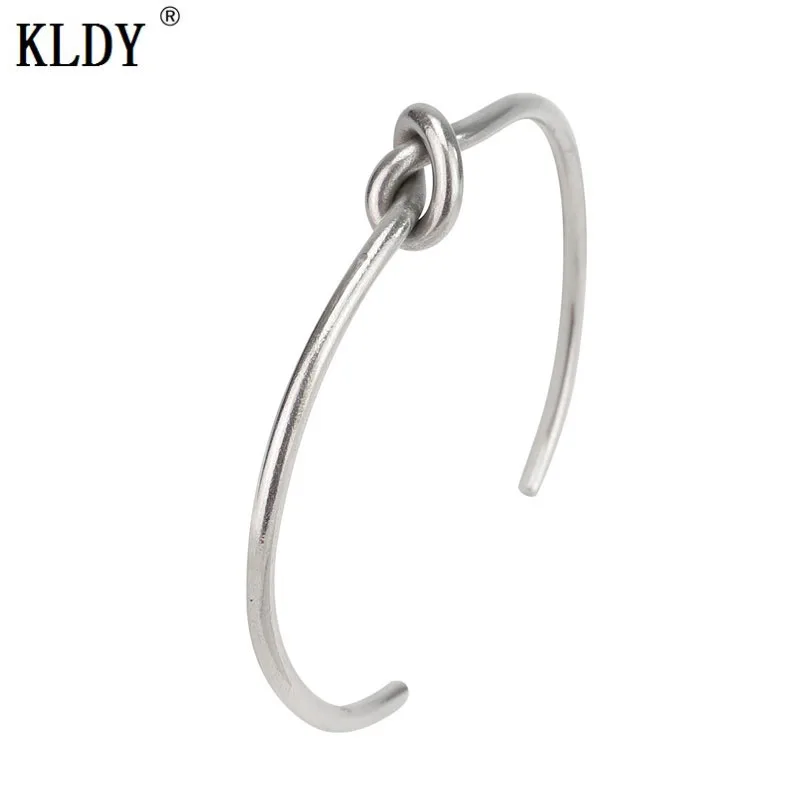 KLDY knot bracelets men stainless steel gold silver cuff bracelets wrist band knot steel bangle best gift wholesale host sale
KLDY knot bracelets men stainless steel gold silver cuff bracelets wrist band knot steel bangle best gift wholesale host sale