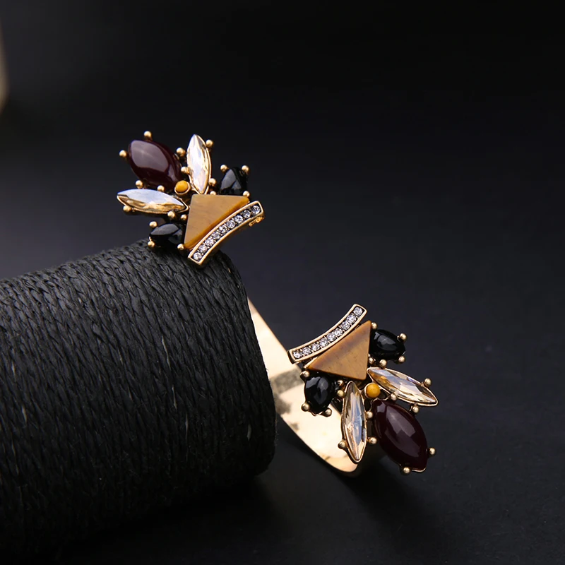 Symmetric Charm Copper Cuff Women Bangle Classic Resin Stone High Quality Multicolor Bangle Accessories in box
Symmetric Charm Copper Cuff Women Bangle Classic Resin Stone High Quality Multicolor Bangle Accessories in box