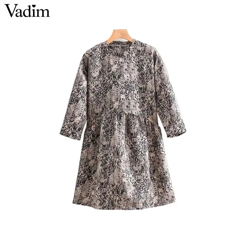 Vadim women snake print mini dress animal pattern three quarter sleeve vintage female casual chic dresses vestidos mujer QA724
Vadim women snake print mini dress animal pattern three quarter sleeve vintage female casual chic dresses vestidos mujer QA724