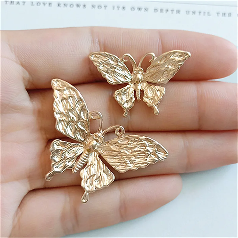 10pcs 19*29mm 26*40mm Gold color Alloy Material Butterfly Charm Pendants for Wedding Head DIY Jewelry Making
10pcs 19*29mm 26*40mm Gold color Alloy Material Butterfly Charm Pendants for Wedding Head DIY Jewelry Making