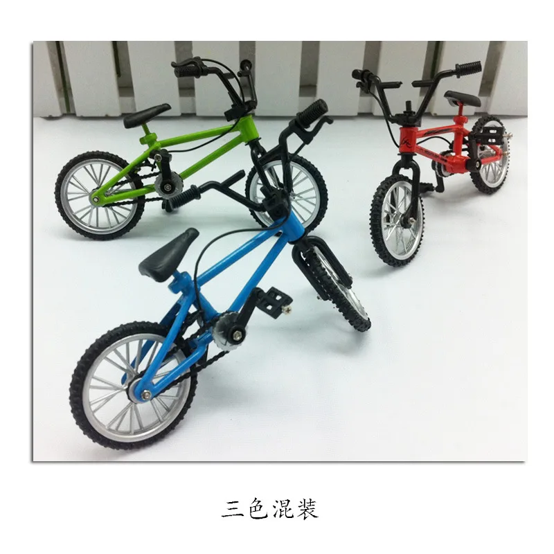 TOFOCO Alloy Mini Finger BMX Toys Hand Mountain Bike Model with Spare Tire Tools Bicycle Kids Toy Three Color
TOFOCO Alloy Mini Finger BMX Toys Hand Mountain Bike Model with Spare Tire Tools Bicycle Kids Toy Three Color