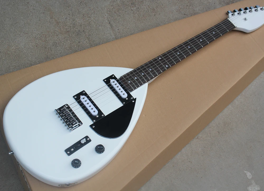White Drop Shape Electric Guitar with Signature,Black Pickguard,SS Pickups,Rosewood Fretboard,offering customized services
White Drop Shape Electric Guitar with Signature,Black Pickguard,SS Pickups,Rosewood Fretboard,offering customized services