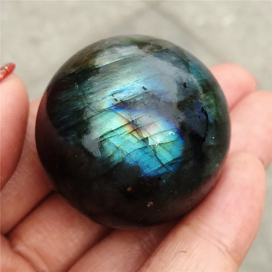 Crystal Ball Decoration Natural Labradorite Stone Ball Gray Moonstone Blue Gemstone orb Gem Crafts Home Decoration 40-50mm 1pcs
Crystal Ball Decoration Natural Labradorite Stone Ball Gray Moonstone Blue Gemstone orb Gem Crafts Home Decoration 40-50mm 1pcs