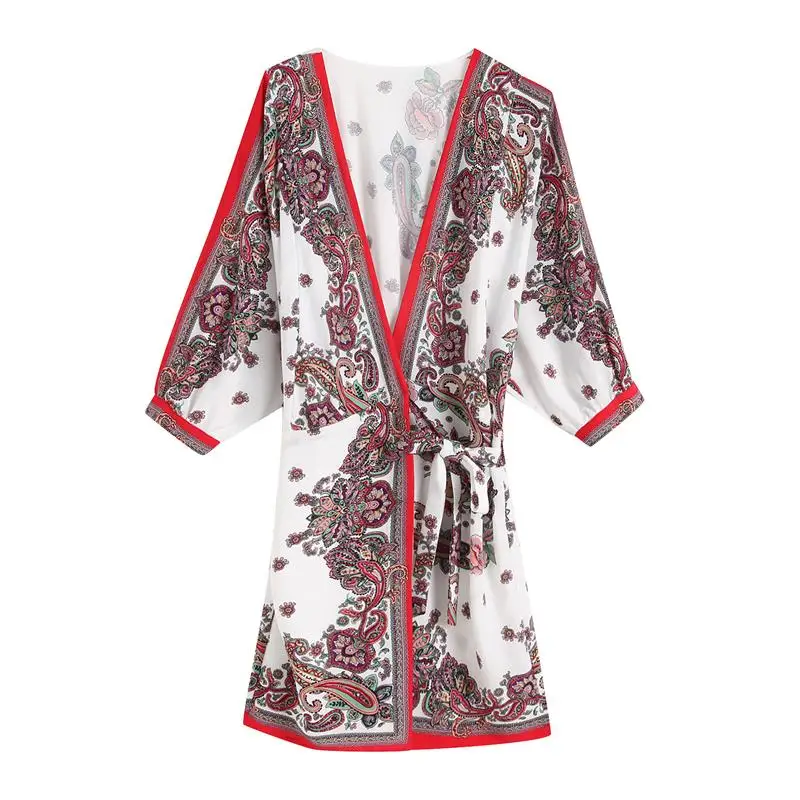 2019 Vintage Paisley Floral Print Long Kimono Shirt Women V neck Bat sleeve Casual Blouse Summer Coat Female blusas C820
2019 Vintage Paisley Floral Print Long Kimono Shirt Women V neck Bat sleeve Casual Blouse Summer Coat Female blusas C820