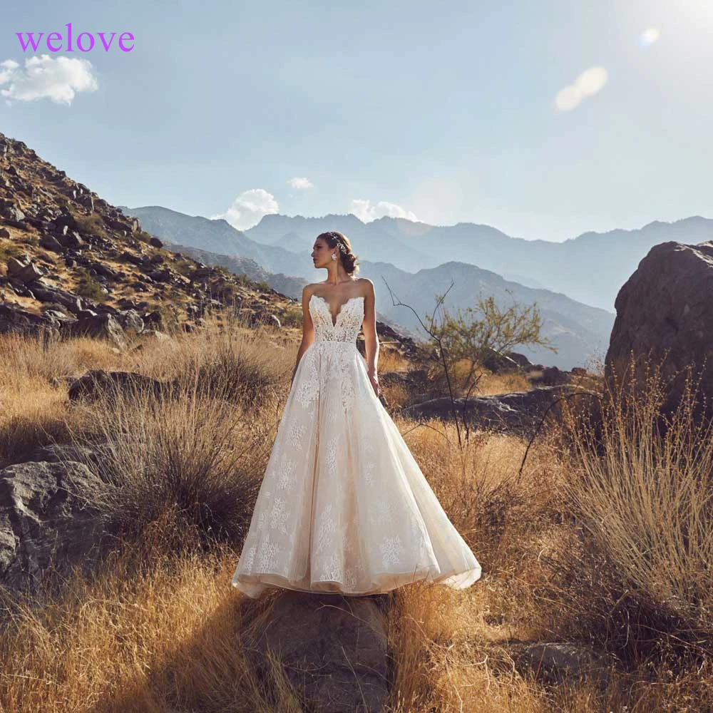 Boho Wedding Dress 2019 New arrival V Neck Lace Beach Wedding Gown Cheap Backless Custom Shipping Bride Dresses Vestige De Noiva
Boho Wedding Dress 2019 New arrival V Neck Lace Beach Wedding Gown Cheap Backless Custom Shipping Bride Dresses Vestige De Noiva