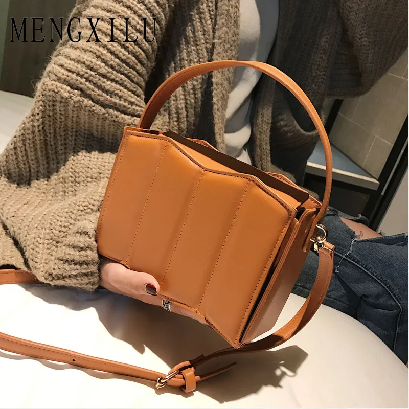 New Hot 2018 Crossbody Bags For Women Leather Luxury Handbags Women Bag Designer Ladies Hand Shoulder Bag Women Messenger Bags
New Hot 2018 Crossbody Bags For Women Leather Luxury Handbags Women Bag Designer Ladies Hand Shoulder Bag Women Messenger Bags
