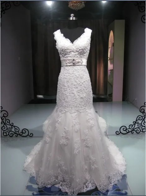 casamento vestido de noiva 2014 romantic new fashionable hot&sexy v-neck long lace wedding Dresses bridal gown free shipping
casamento vestido de noiva 2014 romantic new fashionable hot&sexy v-neck long lace wedding Dresses bridal gown free shipping