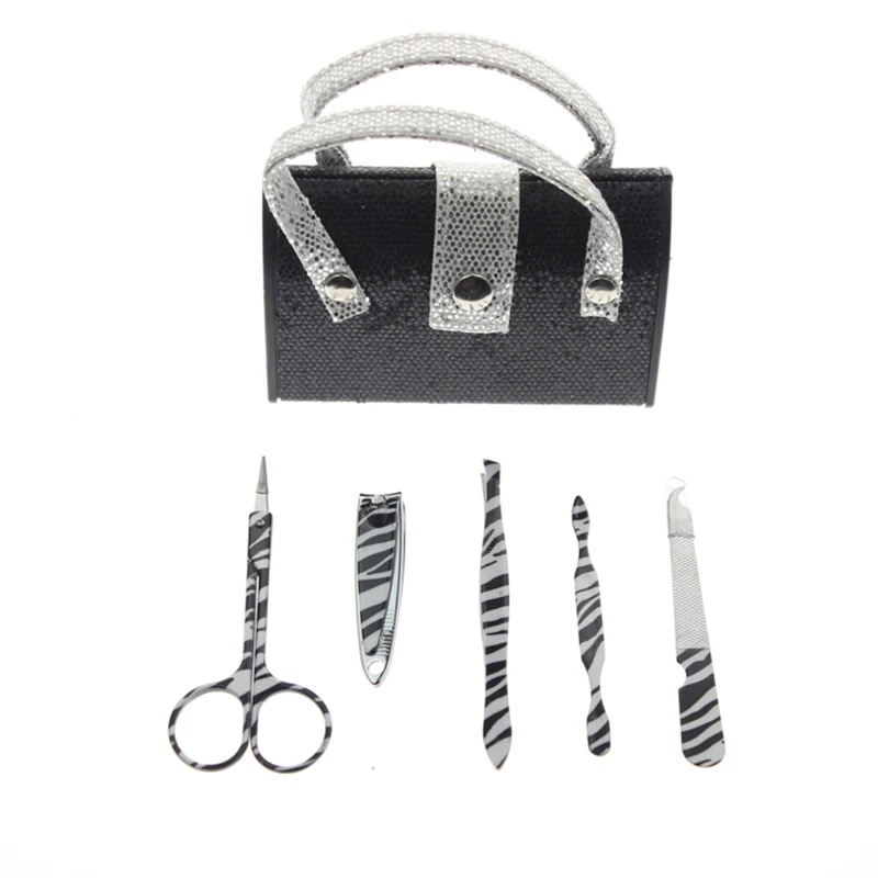 5Pcs/Set Black Color Professional Handbag Shape Glitter Manicure Pedicure Set Nail Care Kit Tool For Women Girl Child Kid Gift
5Pcs/Set Black Color Professional Handbag Shape Glitter Manicure Pedicure Set Nail Care Kit Tool For Women Girl Child Kid Gift