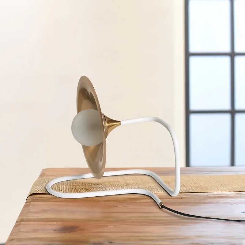 nordic retro iron horn Desk Lamp Desklight flexible simple style Table Lamp Vintage Desklight
nordic retro iron horn Desk Lamp Desklight flexible simple style Table Lamp Vintage Desklight