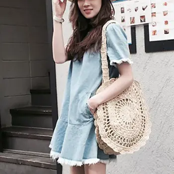 Bohemian Straw Bags for Women Circle Beach Handbags Summer Shoulder Bags Handmade Knitted Travel Totes Storage Bag
Bohemian Straw Bags for Women Circle Beach Handbags Summer Shoulder Bags Handmade Knitted Travel Totes Storage Bag