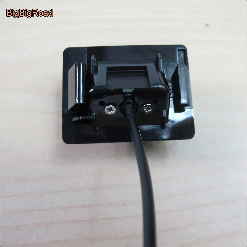For Brilliance JINBEI Grace Car Rear View Camera / Back Up Parking Camera / HD CCD Night Vision /waterproof / DIY Plug Directly
For Brilliance JINBEI Grace Car Rear View Camera / Back Up Parking Camera / HD CCD Night Vision /waterproof / DIY Plug Directly