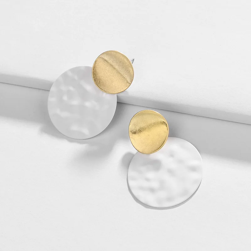 Unique Elegant Gold Round Sequin Metal Earrings for Women New Fashion White Geometric Statement Dangle Drop Earring Jewelry
Unique Elegant Gold Round Sequin Metal Earrings for Women New Fashion White Geometric Statement Dangle Drop Earring Jewelry