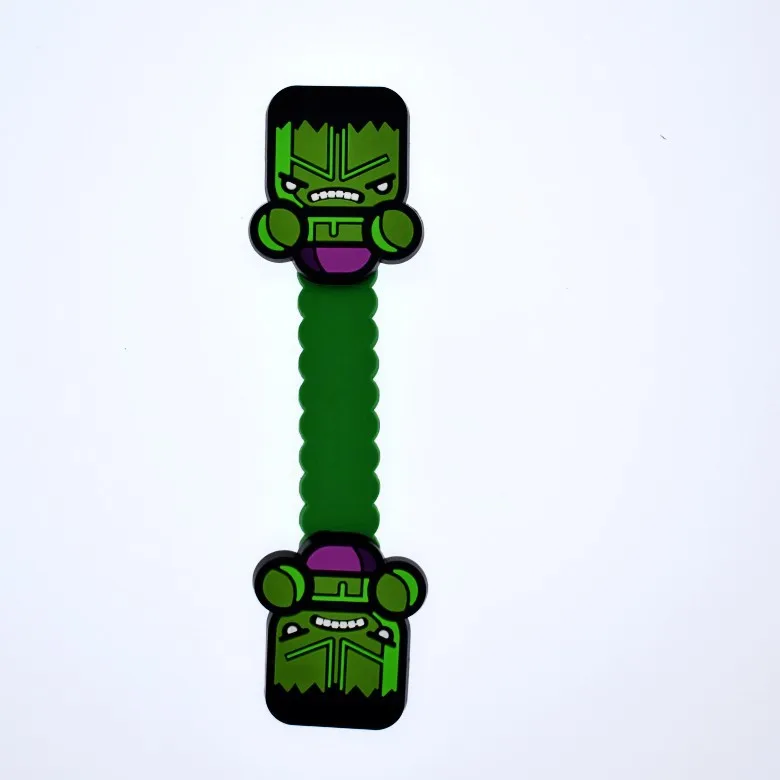 4559459264_452393031