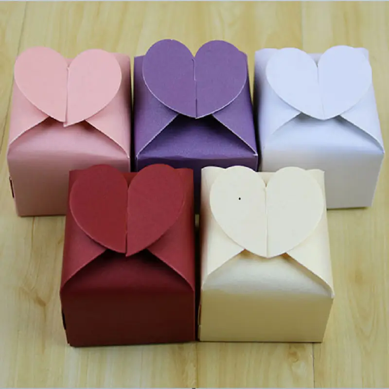 Wholesale Hot Sale 100pcs colors Love heart Candy Box Pink,Purple,White,Red Wedding Party Favors Candy Boxes Gifts Free Shipping