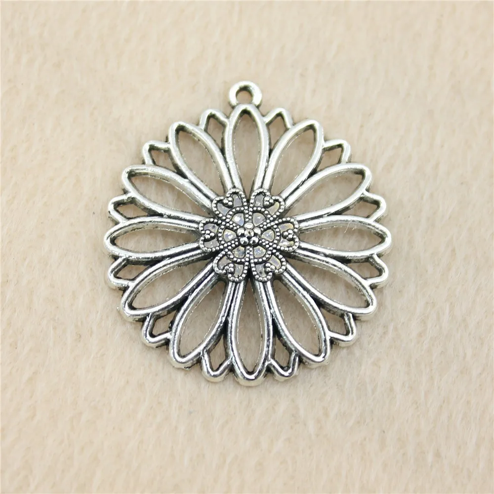 18pcs/lot 38*35mm ancient silver Motif charm Pendants DIY jewelry for bracelet necklace earring
18pcs/lot 38*35mm ancient silver Motif charm Pendants DIY jewelry for bracelet necklace earring