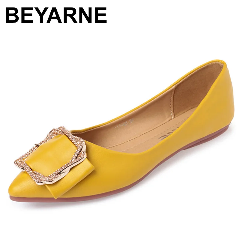 BEYARNE Lady soft sole Flats Shoes for drive pregnant woman fashion shoes Women Spring summer Shoes pointed toe shoes rhinestone
BEYARNE Lady soft sole Flats Shoes for drive pregnant woman fashion shoes Women Spring summer Shoes pointed toe shoes rhinestone