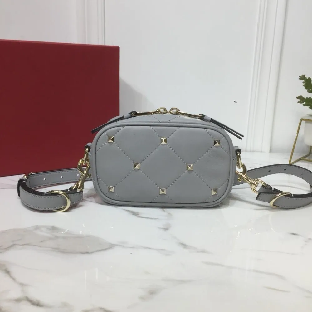2019NEW Custom Clutch Luxury Handbags Women Bags Designer Real Leather Cowhide TOP Fashion Brand Small Purse Ladies Shoulder Bag
2019NEW Custom Clutch Luxury Handbags Women Bags Designer Real Leather Cowhide TOP Fashion Brand Small Purse Ladies Shoulder Bag