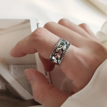 LouLeur 925 sterling silver olive leaf Rings vintage square bead side Emboss texture wide rings for women elegant jewelry gift
LouLeur 925 sterling silver olive leaf Rings vintage square bead side Emboss texture wide rings for women elegant jewelry gift