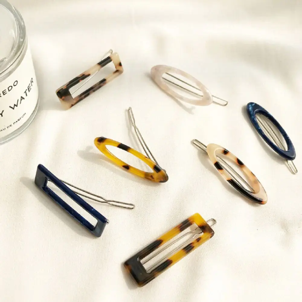 1pcs Korea Fashion Vintage Acetic Acid Acrylic Hair Clips Geometric Hollow Oval Marble Hairpin Hair Accessories for Women
1pcs Korea Fashion Vintage Acetic Acid Acrylic Hair Clips Geometric Hollow Oval Marble Hairpin Hair Accessories for Women
