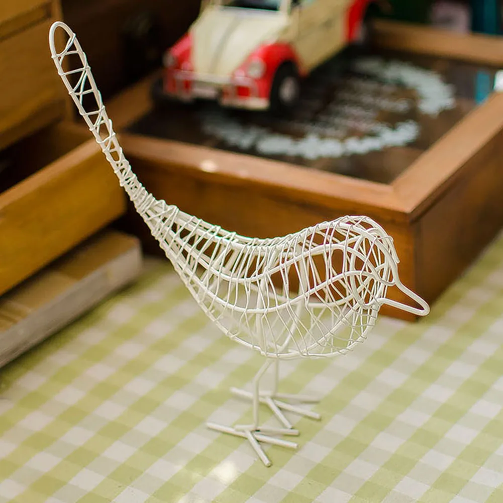 Vintage Metal Craft Wire Iron Bird Model Ornament Home Office Desktop Decor Store
Vintage Metal Craft Wire Iron Bird Model Ornament Home Office Desktop Decor Store