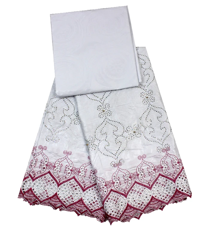 Latest style High Quality Embroidery African Bazin Riche Lace fabric For Wedding Dress Wholesale 3+2 Yards African Lace Fabric
Latest style High Quality Embroidery African Bazin Riche Lace fabric For Wedding Dress Wholesale 3+2 Yards African Lace Fabric
