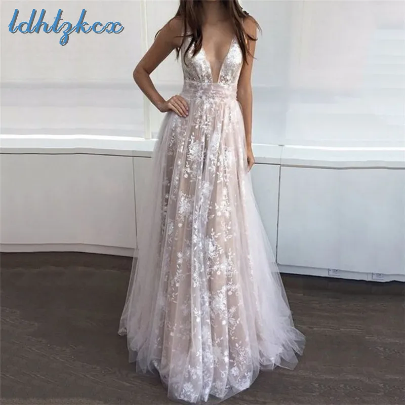 Party Dress Women Apricot Plus Size Mesh Lace Long Dresses 2018 Autumn Winter New Europe America Banquet Vestidos Feminino CX587
Party Dress Women Apricot Plus Size Mesh Lace Long Dresses 2018 Autumn Winter New Europe America Banquet Vestidos Feminino CX587