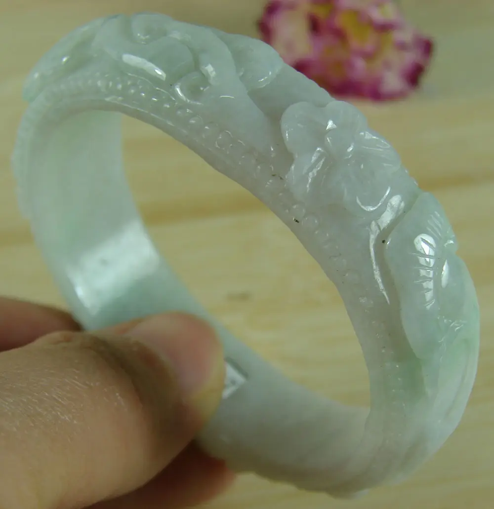 free shipping 01735 Certified Green Oval Bracelet Bangle Chinese Grade A Jade Jadeite
free shipping 01735 Certified Green Oval Bracelet Bangle Chinese Grade A Jade Jadeite