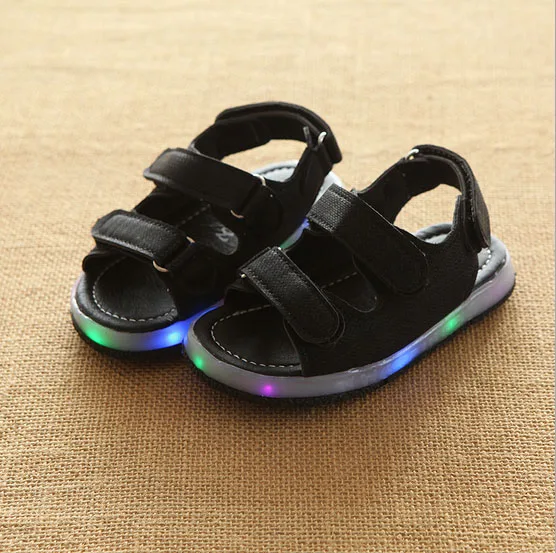 summer children's shoes new leather kids boy LED light luminous child sneaker boot baby girl trainer sport toddler tenis sandals
summer children's shoes new leather kids boy LED light luminous child sneaker boot baby girl trainer sport toddler tenis sandals