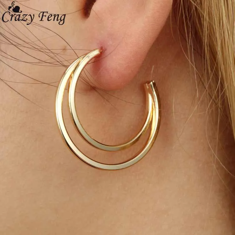 Fashion Concise Hollow Out Moon Style Stud Earrings Female Steampunk Gold Color Earrings Accessories For Women Mother Best Gift
Fashion Concise Hollow Out Moon Style Stud Earrings Female Steampunk Gold Color Earrings Accessories For Women Mother Best Gift