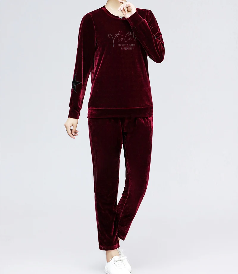 women tracksuits