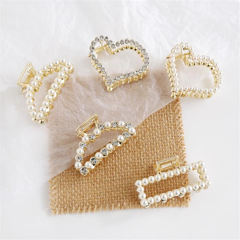 2019 Korean Pearls Rhinestone Geometric Alloy Shining Hair Claws Hair Making Tools For Women Girls Banana Hair Accessories
2019 Korean Pearls Rhinestone Geometric Alloy Shining Hair Claws Hair Making Tools For Women Girls Banana Hair Accessories