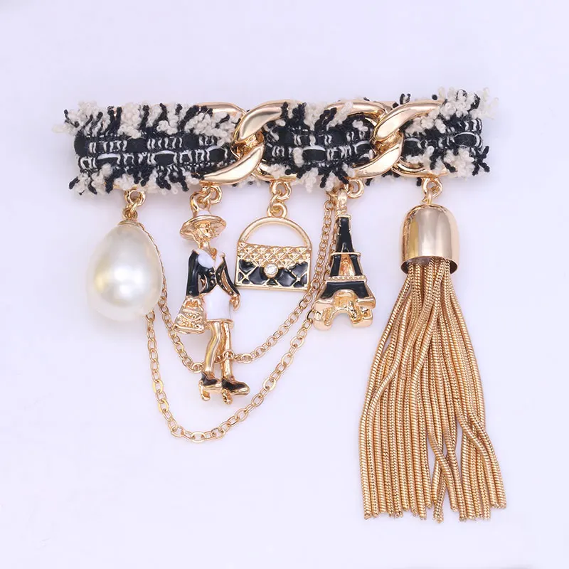 WEIMANJINGDIAN High Quality Vintage Style Queen's Tassel Charm Brooches Set with Imitation Shell Pearl in Assorted
WEIMANJINGDIAN High Quality Vintage Style Queen's Tassel Charm Brooches Set with Imitation Shell Pearl in Assorted