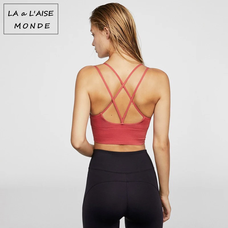 Women Sexy Yoga Bra Criss Cross Sports Bra Brassiere Sport Woman Fitness Active Wear Gym Crop Top Running Sport Bra Push Up
Women Sexy Yoga Bra Criss Cross Sports Bra Brassiere Sport Woman Fitness Active Wear Gym Crop Top Running Sport Bra Push Up