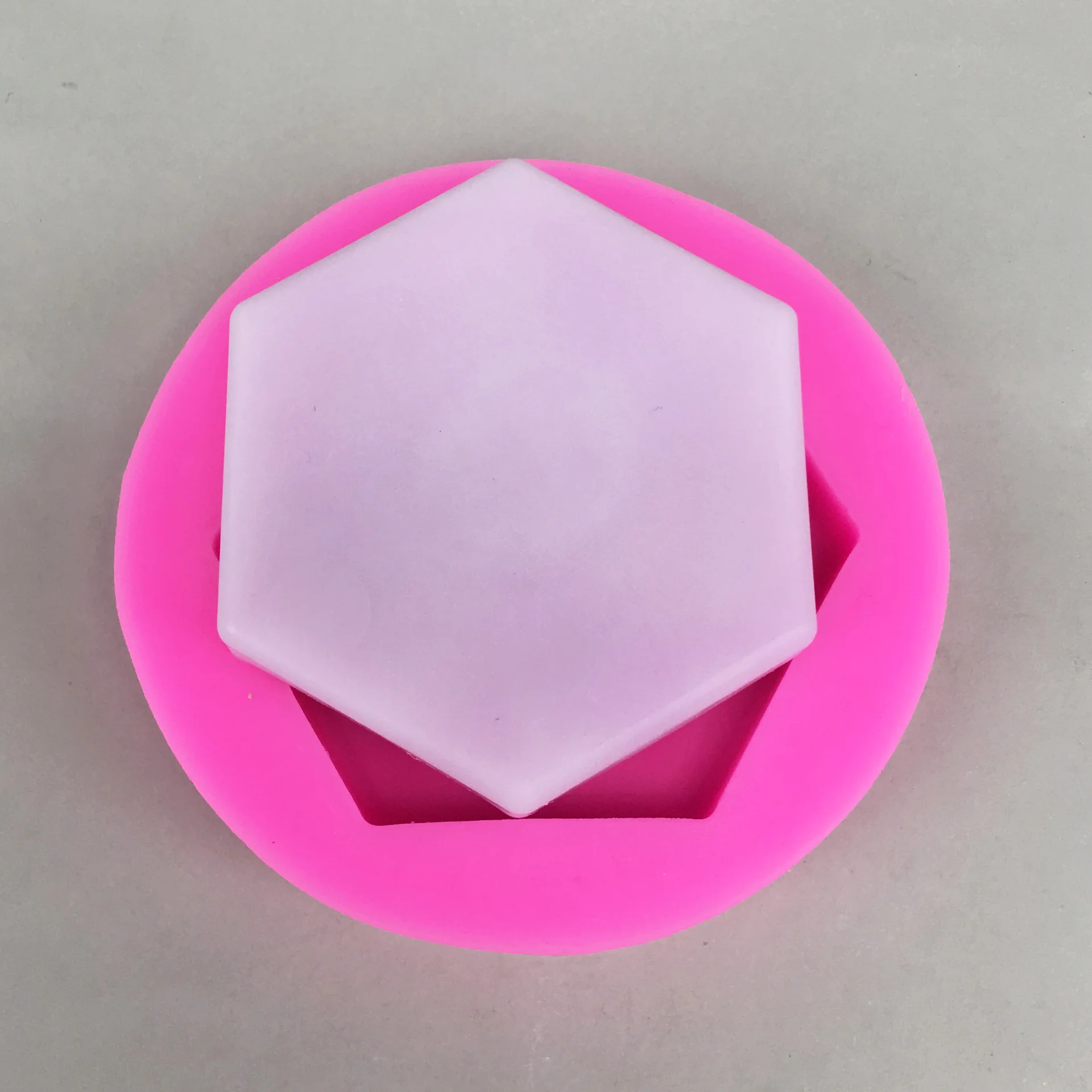Hexagonal stone aromatherapy plaster mold car ornaments chocolate mold silicone soap mold
Hexagonal stone aromatherapy plaster mold car ornaments chocolate mold silicone soap mold