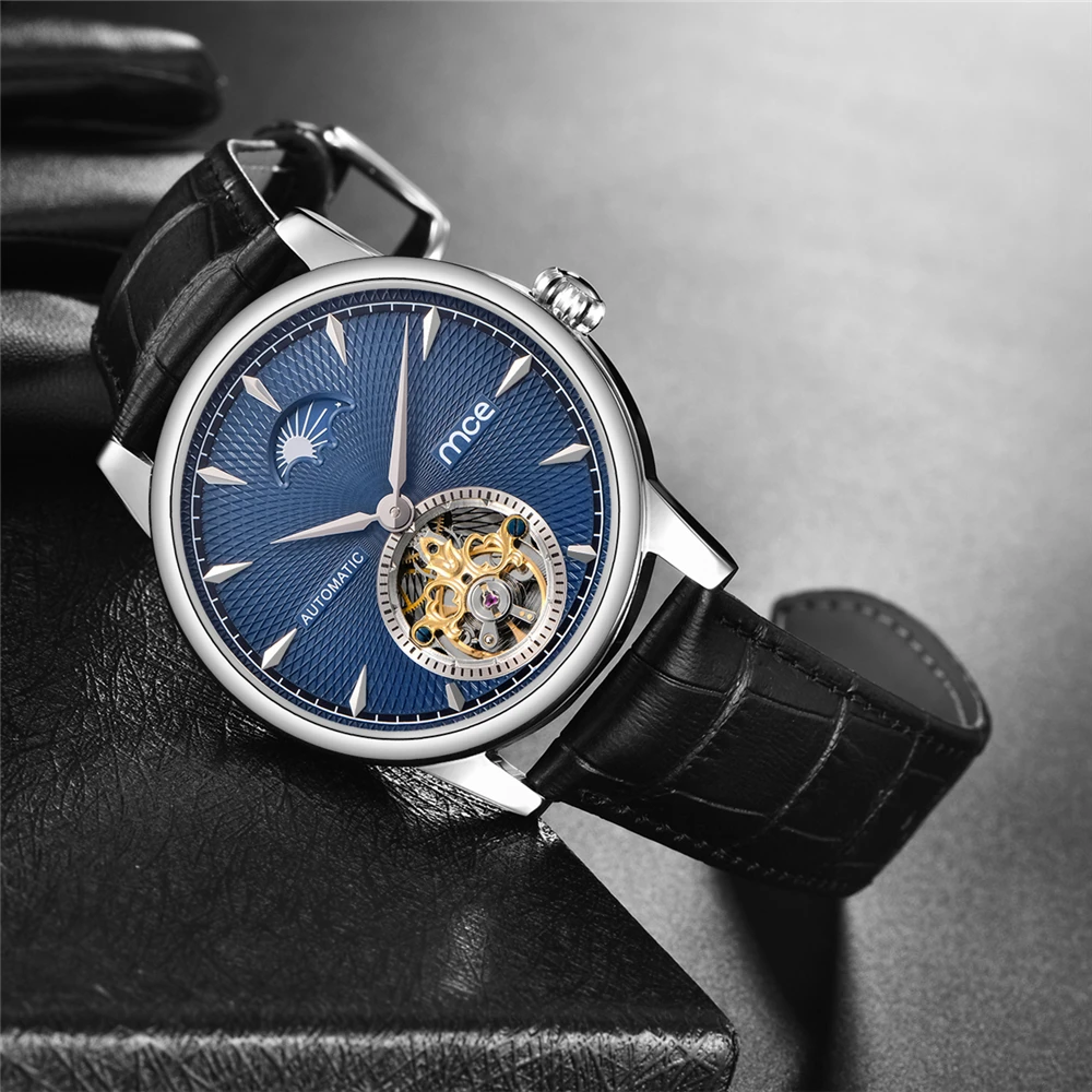 Men watch Machine watch Waterproof Hollowing Moon phase High-end men's steel business watch Fashion Casual Dress Sports 070190 
Men watch Machine watch Waterproof Hollowing Moon phase High-end men's steel business watch Fashion Casual Dress Sports 070190