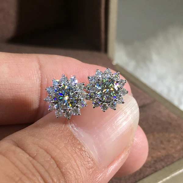 Luxury Female Crystal Snowflower Stud Earrings Simple 925 Silver Color Zircon Stone Earrings For Women Vintage Double Earrings
Luxury Female Crystal Snowflower Stud Earrings Simple 925 Silver Color Zircon Stone Earrings For Women Vintage Double Earrings