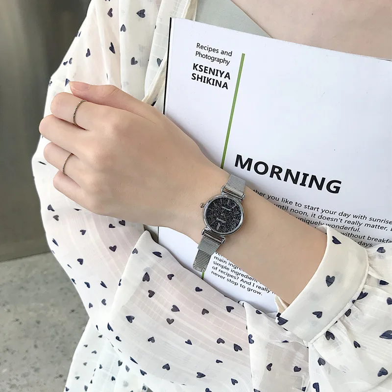Starry Sky Watches Women Silver Mesh Strap Simple Small Ladies Watch 2019 Ulzzang Fashion Brand Womans Quartz Clock For Female
Starry Sky Watches Women Silver Mesh Strap Simple Small Ladies Watch 2019 Ulzzang Fashion Brand Womans Quartz Clock For Female