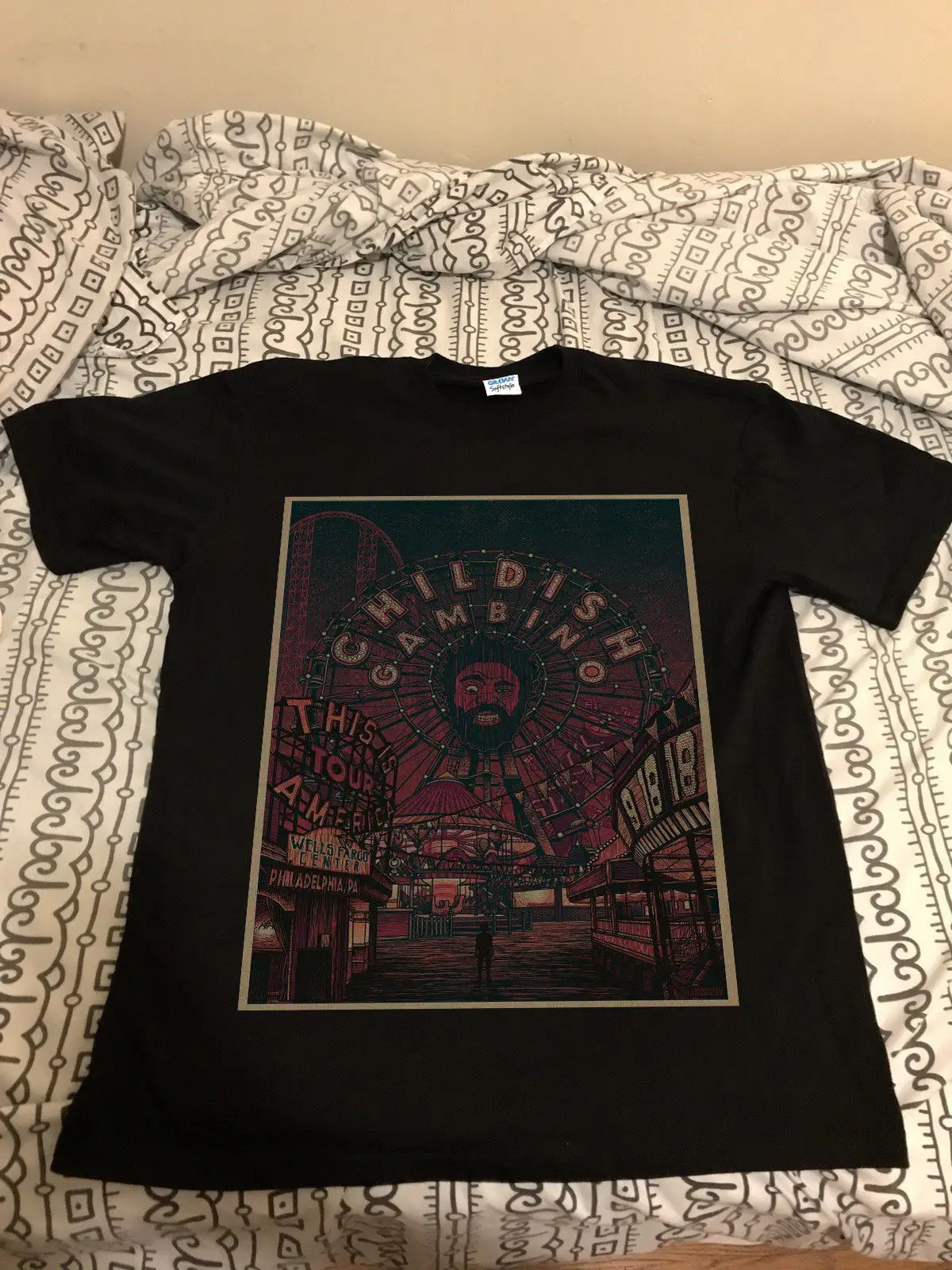childish gambino DONALD GLOVER TOUR september 9 2018 in philadelphia, pa shirt Short Sleeve T shirt Cotton T Shirts top tee
childish gambino DONALD GLOVER TOUR september 9 2018 in philadelphia, pa shirt Short Sleeve T shirt Cotton T Shirts top tee