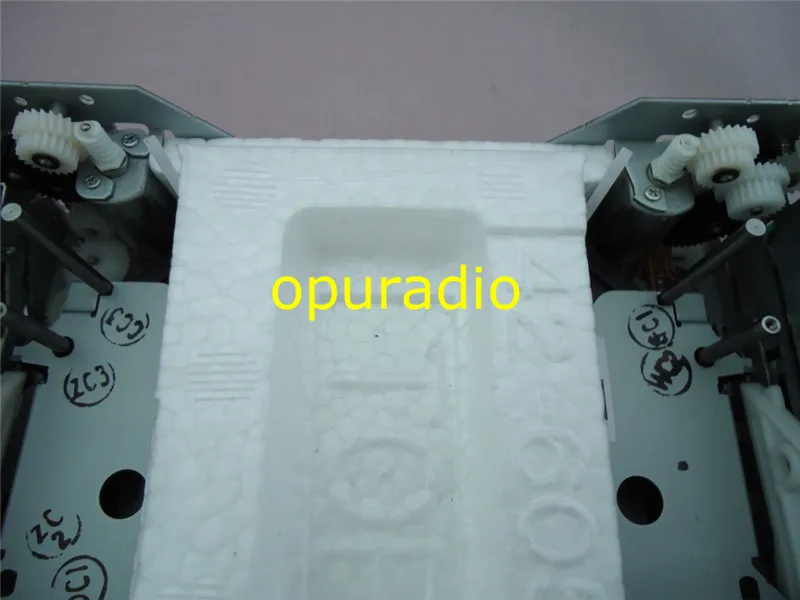 Fujitsu ten 6 CD changer mech two motor up for Lexus Cadillac Ford Nissan Subaru'_