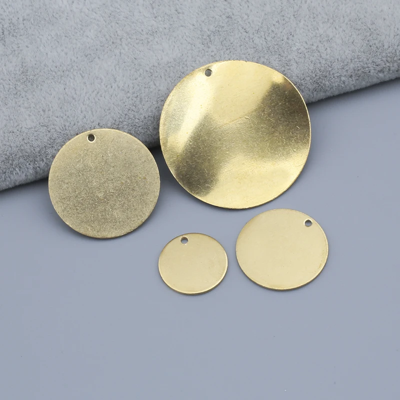 

Raw Brass 15mm 20mm 25mm 33mm Dia Metal Stamping Blank Round Disc Charms Jewelry Findings For Pendant Necklace Making Small Hole