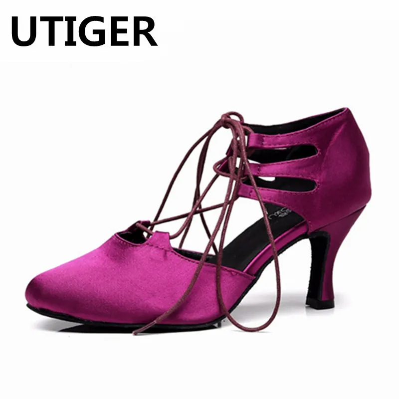 Women Latin Dance Shoes Female Social Salsa Party Shoes High-Heeled 7.5cm black purple Tango Waltz Dancing shoes
Women Latin Dance Shoes Female Social Salsa Party Shoes High-Heeled 7.5cm black purple Tango Waltz Dancing shoes