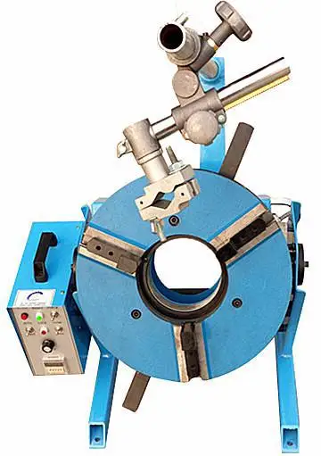 200KG welding positioner long workpieces can be directly through the through holes with WP300 chuck and torch holder
200KG welding positioner long workpieces can be directly through the through holes with WP300 chuck and torch holder