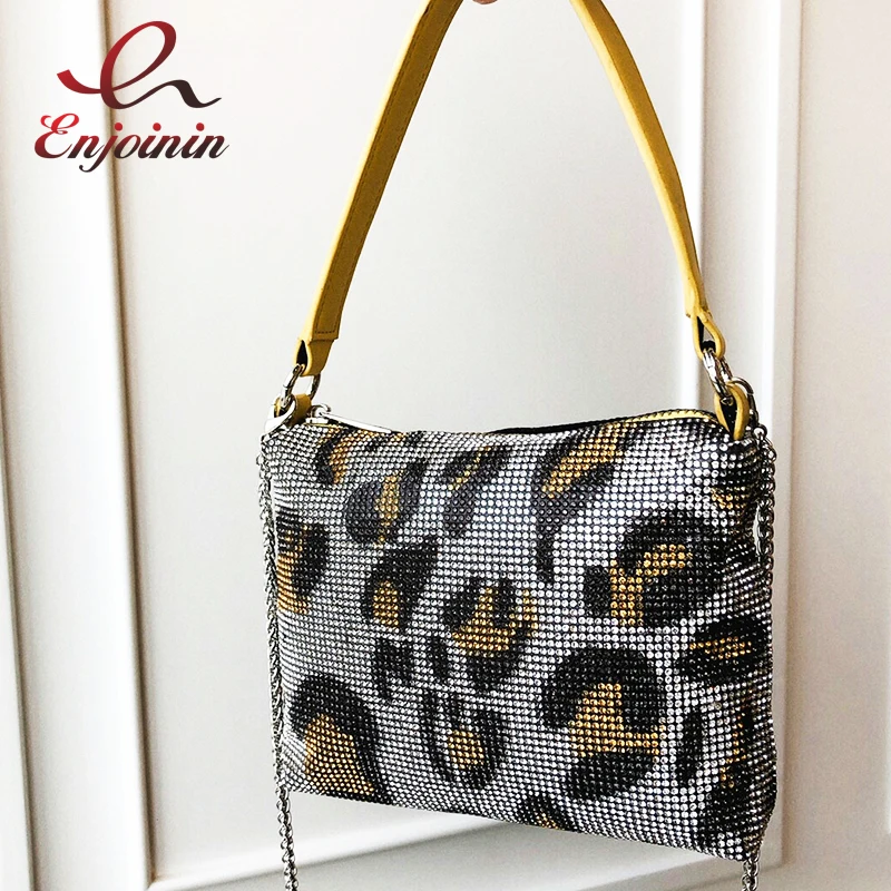 Trendy Fashion Diamond Leopard Stripe Pattern Ladies Tote Bag Crossbody Bag Female Bolsa Pouch Hanabag Shoulder Bag Chain Purse
Trendy Fashion Diamond Leopard Stripe Pattern Ladies Tote Bag Crossbody Bag Female Bolsa Pouch Hanabag Shoulder Bag Chain Purse